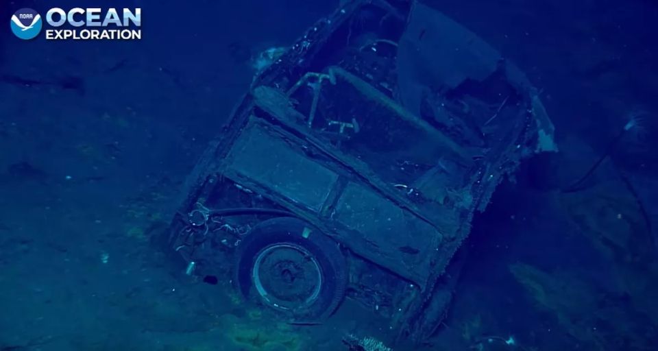 Необычная находка в затонувшем американском авианосце «Йорктаун» — зачем в его ангаре перевозили автомобиль