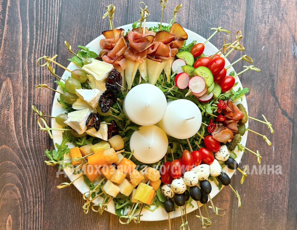 Эстетика закусок: как создать праздничное настроение с помощью шпажек