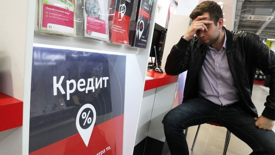 Займы на чужие имена: как мошенники используют ваши данные и что с этим делать