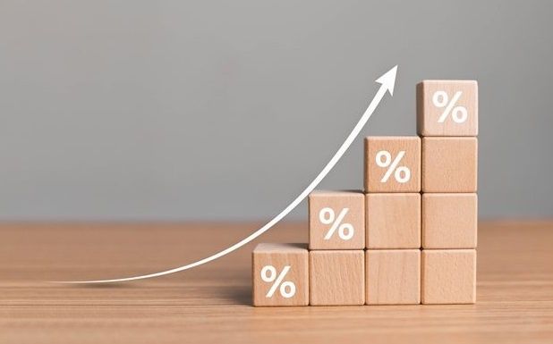 Ипотечные ставки продолжают падать: что это значит для покупателей?