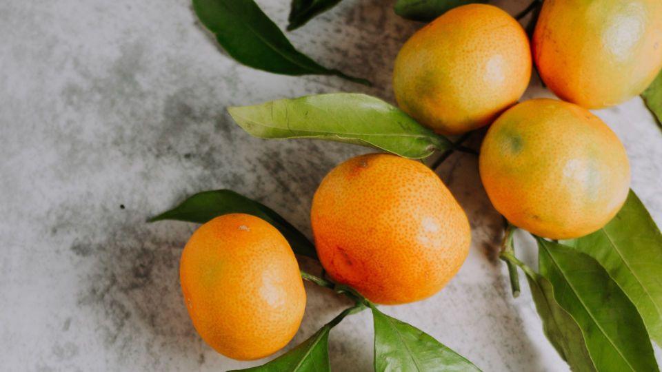 Кислые мандарины за 10 минут станут слаще меда: поможет хитрый трюк японцев