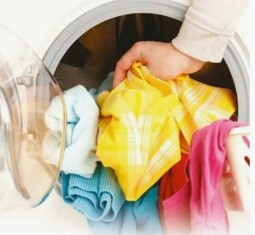 Как сохранить яркость любимой одежды: практическое руководство