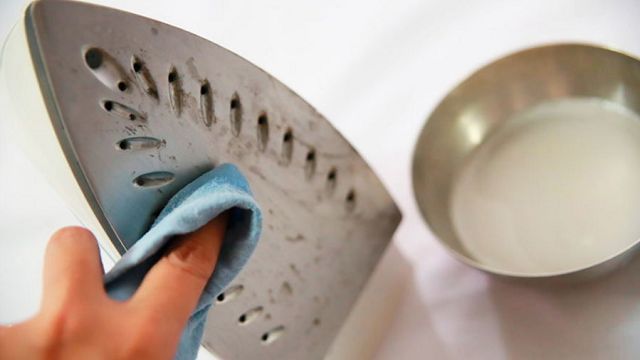 Очистка утюга: простые и эффективные методы для домашнего использования