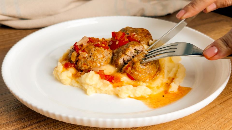 Тефтели в итальянском соусе: простой рецепт, который подарит уют каждому ужину