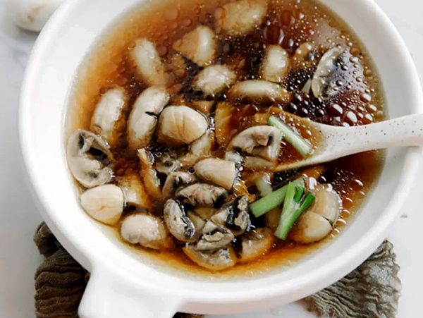 Умами в чашке: простой китайский грибной суп из шампиньонов