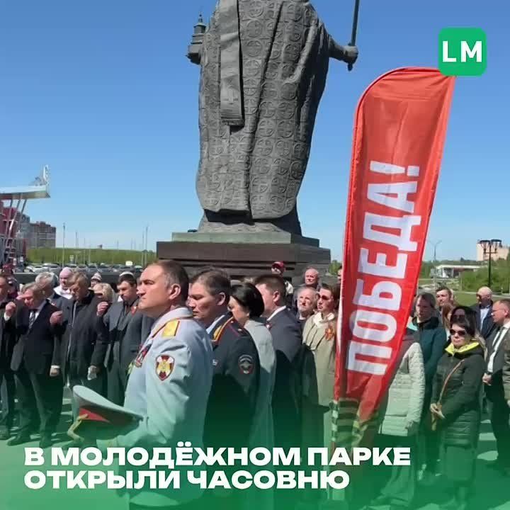  :     