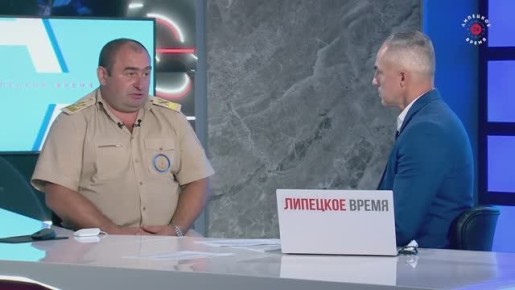         12 , 1    