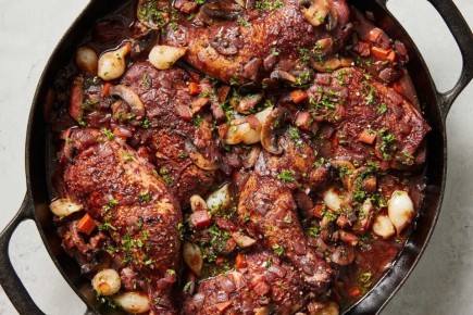 Кулинарное чудо Франции: Погружение в секреты Coq au Vin
