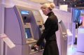 Как законно переводить зарплату на чужую карту: что нужно знать