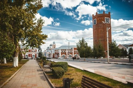 Евгения Уваркина: Елец — город традиций, город будущего! Голосуем за звание «Города молодёжи»!