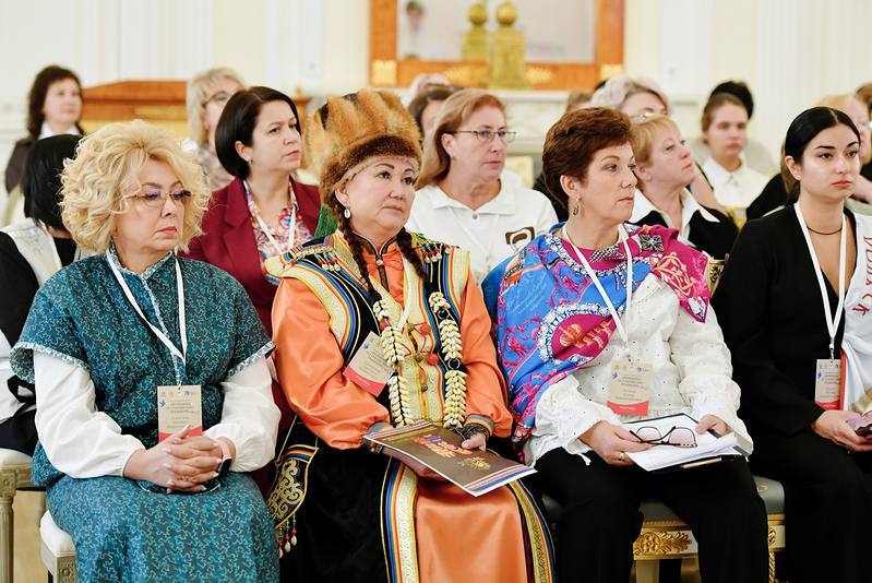 «Лидеры территорий за сохранение традиций»: от уникальных практик к конкретным решениям «Лидеры территорий за сохранение традиций»: от уникальных практик к конкретным решениям