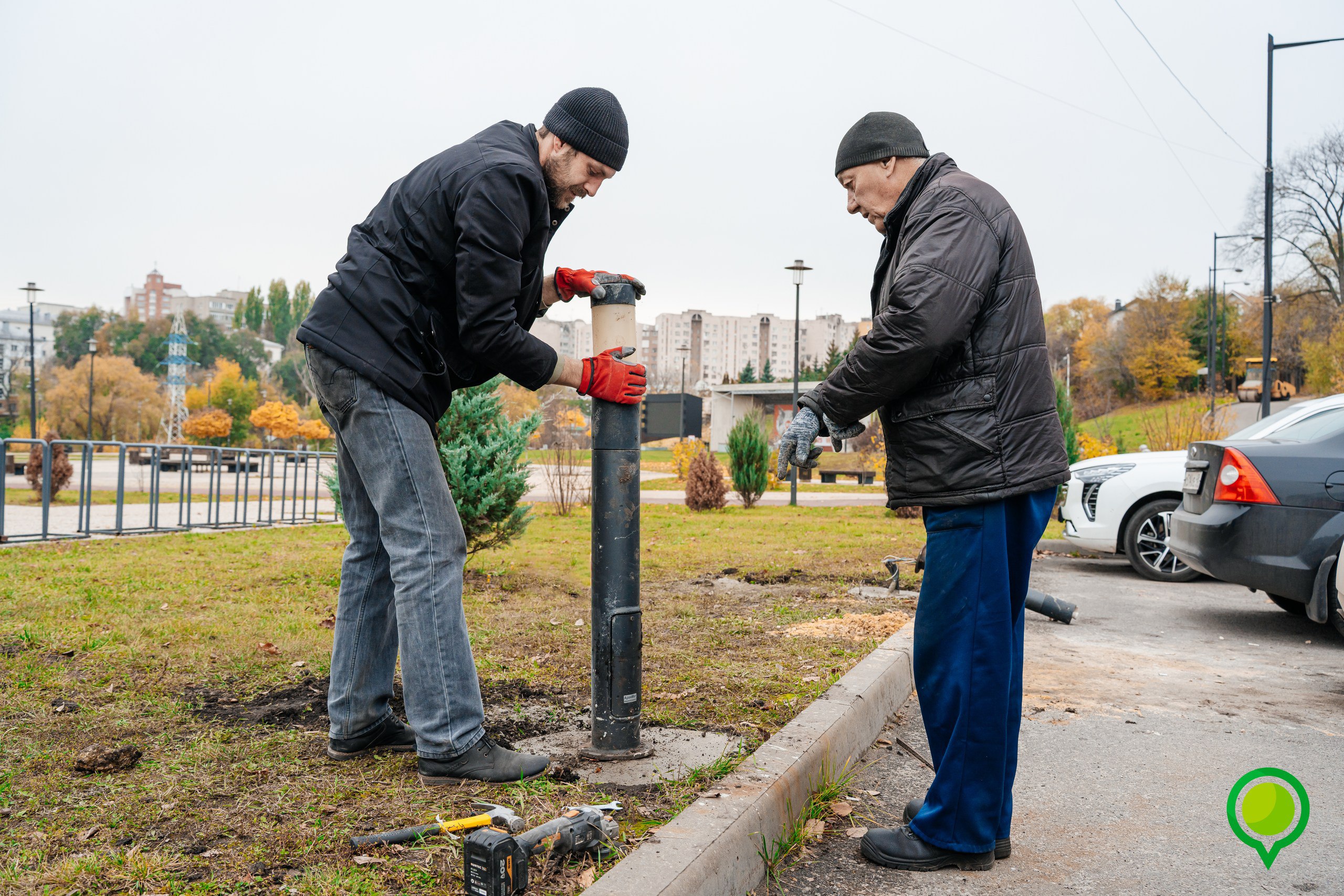 На Липецком городище вновь горят декоративные столбики