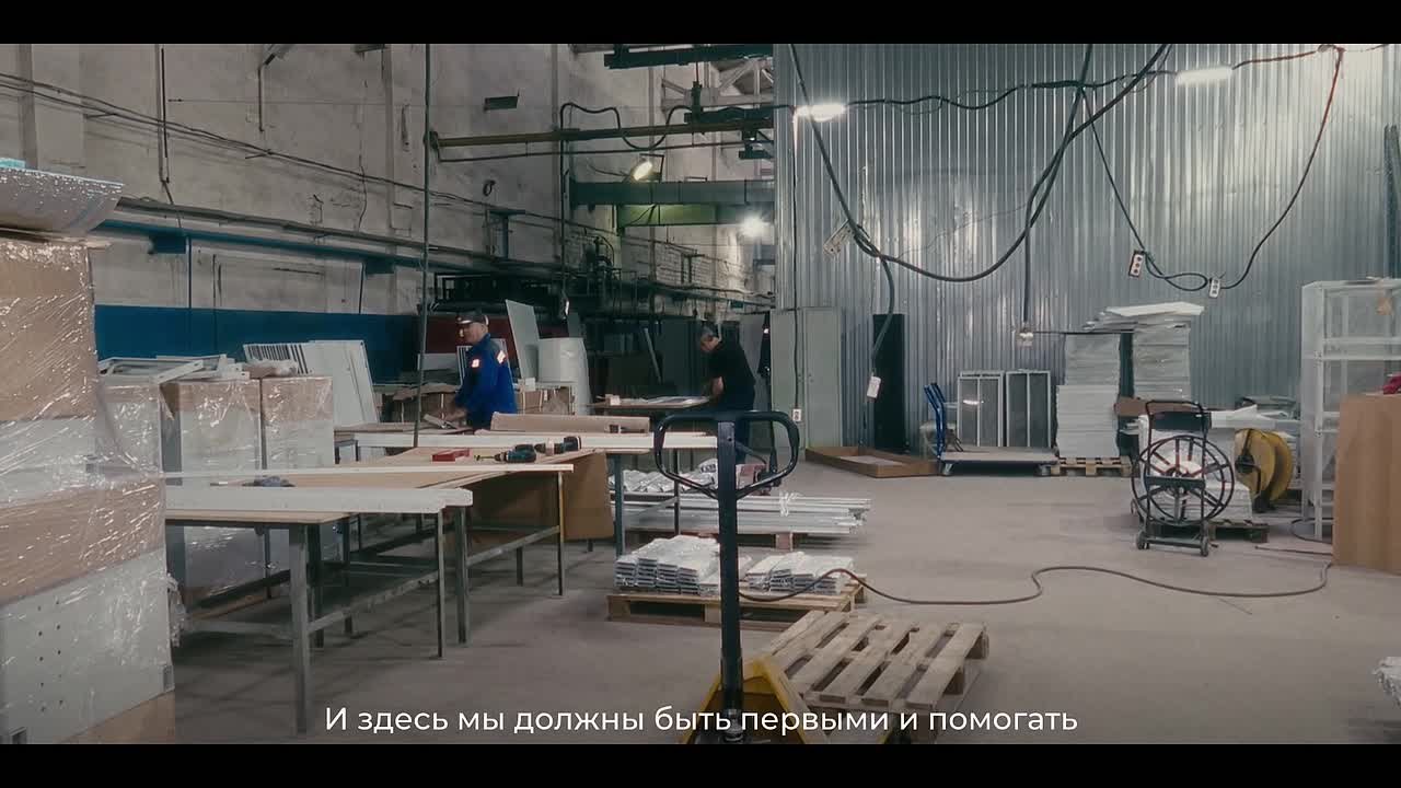 Участник программы «Гордость Липецкой земли» Сергей Попов, проходящий стажировку под наставничеством спикера облсовета Владимира Серикова, побывал на одном из промышленных предприятий региона