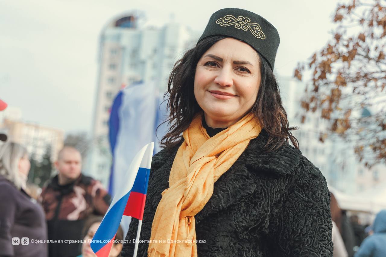 Хорошо, когда все вместе. День народного единства отметили сегодня на Городище в Липецке — музыкально, вкусно, интересно Хорошо, когда все вместе. День народного единства отметили сегодня на Городище в Липецке — музыкально, вкусно, интересно