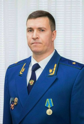 Уважаемые судьи, работники аппарата суда и ветераны судебной системы!