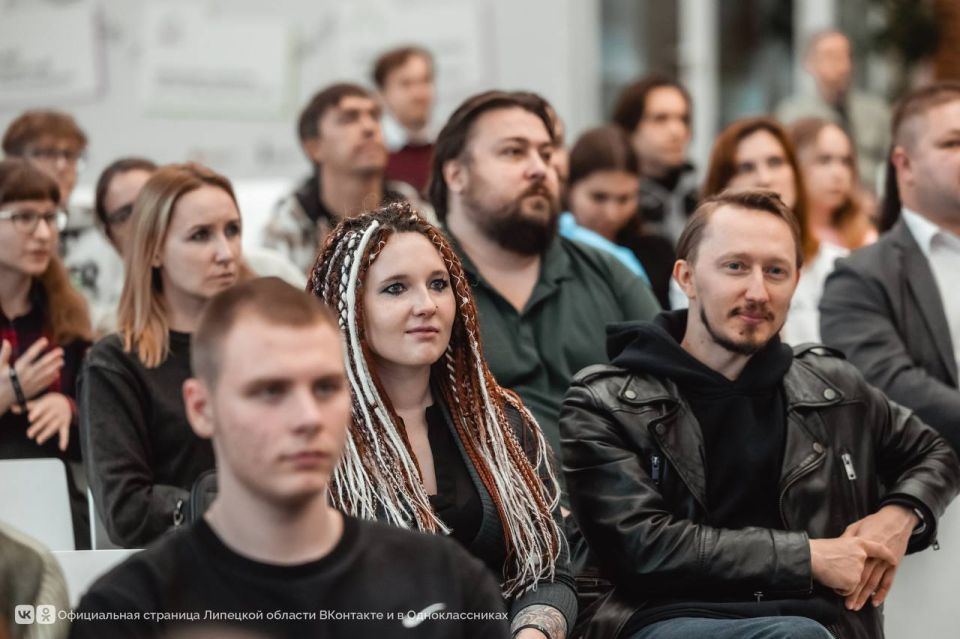 Липецким программистам читали лекции эксперты ведущих компаний страны : Липецким программистам читали лекции эксперты ведущих компаний страны :