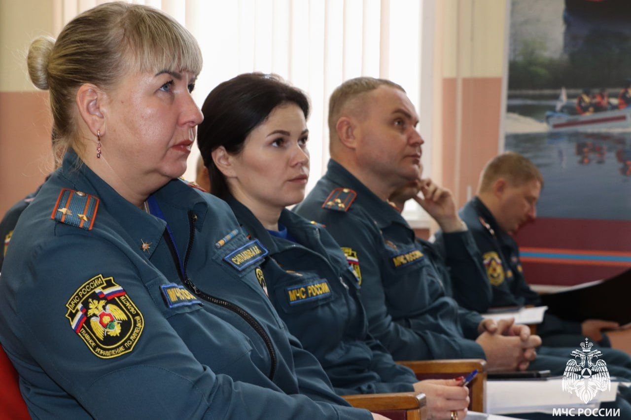 В региональном МЧС состоялся Единый день правовых знаний В региональном МЧС состоялся Единый день правовых знаний