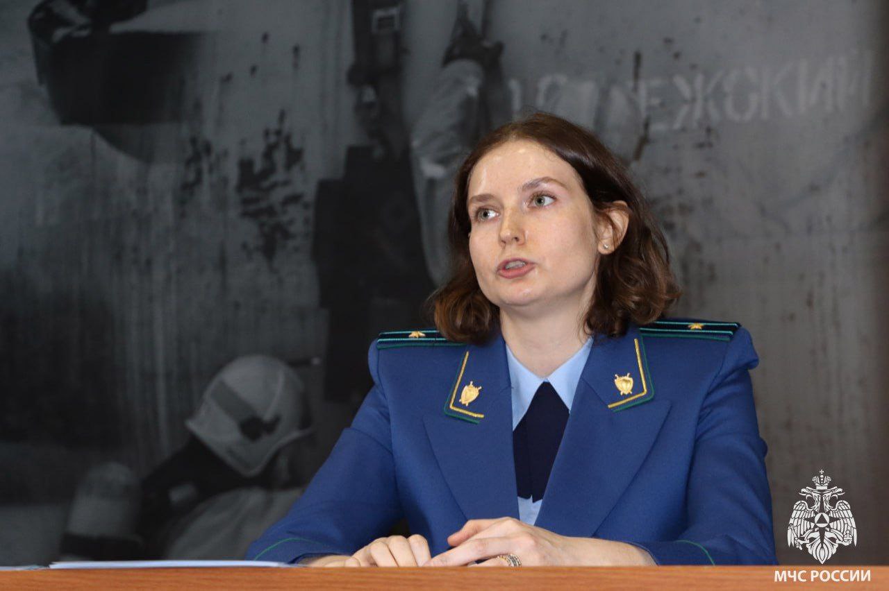 В региональном МЧС состоялся Единый день правовых знаний В региональном МЧС состоялся Единый день правовых знаний