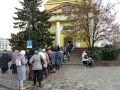 Липчане выстроились в очередь к мощам Николая Чудотворца