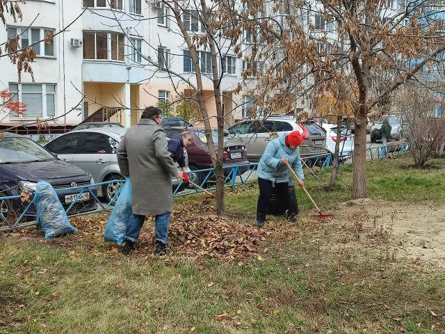 Субботник - традиция, объединяющая соседей Субботник - традиция, объединяющая соседей