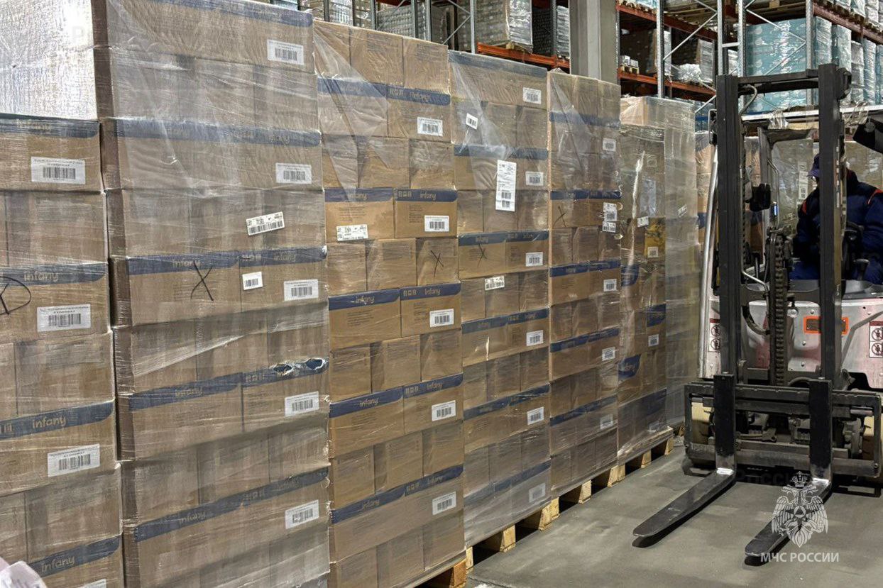 Помогаем вместе: организована доставка гуманитарной помощи детям приграничья Помогаем вместе: организована доставка гуманитарной помощи детям приграничья