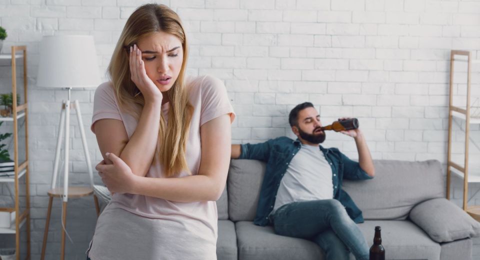  ,      &quot;&quot;:      2025 