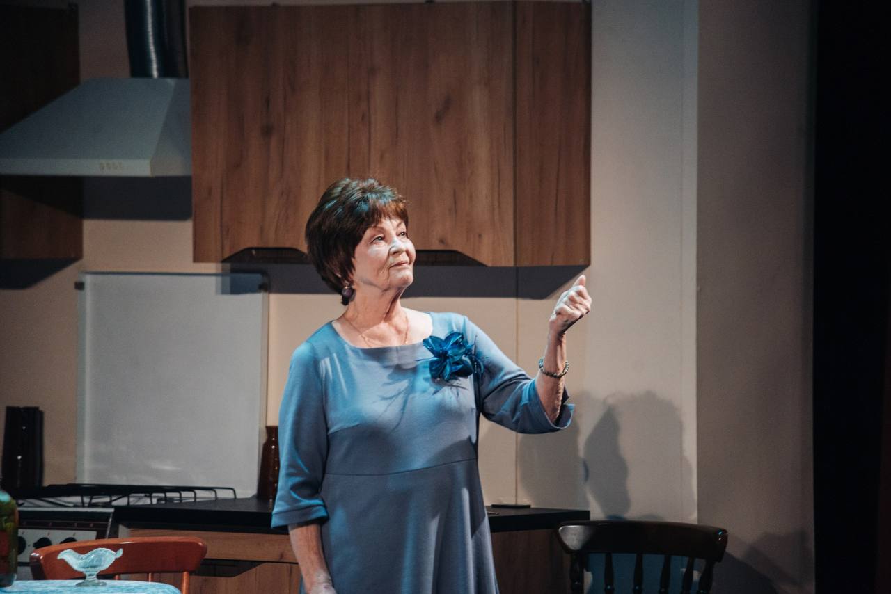 «Фиолетовые облака» показали елецкие актеры «Фиолетовые облака» показали елецкие актеры