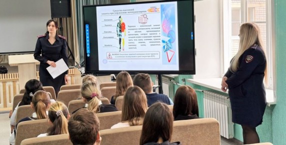 В Елецком районе полицейские организовали «дорожный ликбез» для подростков