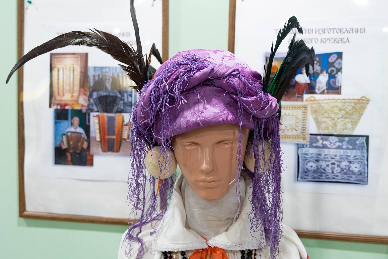 В чём ходили полудворяне, можно увидеть в ОЦКНТ В чём ходили полудворяне, можно увидеть в ОЦКНТ