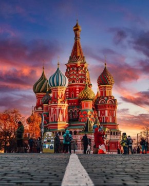 Почему некоторые выбирают Россию в качестве нового дома