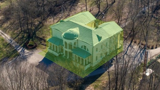 Главный дом усадьбы Стаховичей в Липецкой области достался местной компании