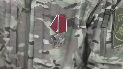 Сенатор СФ Максим Кавджарадзе и спикер Липецкого областного Совета депутатов Владимир Сериков и в Тербунах обсудили вопросы соцадаптации ветеранов СВО