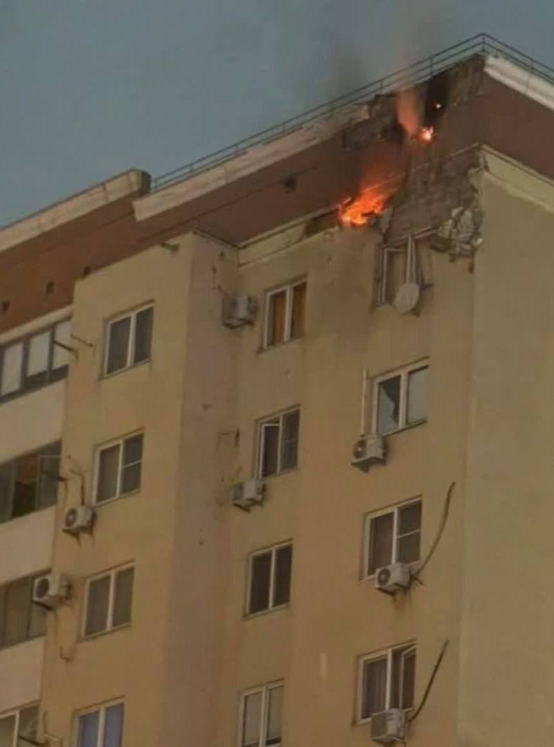 Олег Царёв: Три человека погибли, не менее 15 пострадали в результате одной из крупнейших атак украинских БПЛА по югу России Олег Царёв: Три человека погибли, не менее 15 пострадали в результате одной из крупнейших атак украинских БПЛА по югу России