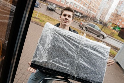 Зеленый автобус еле справился