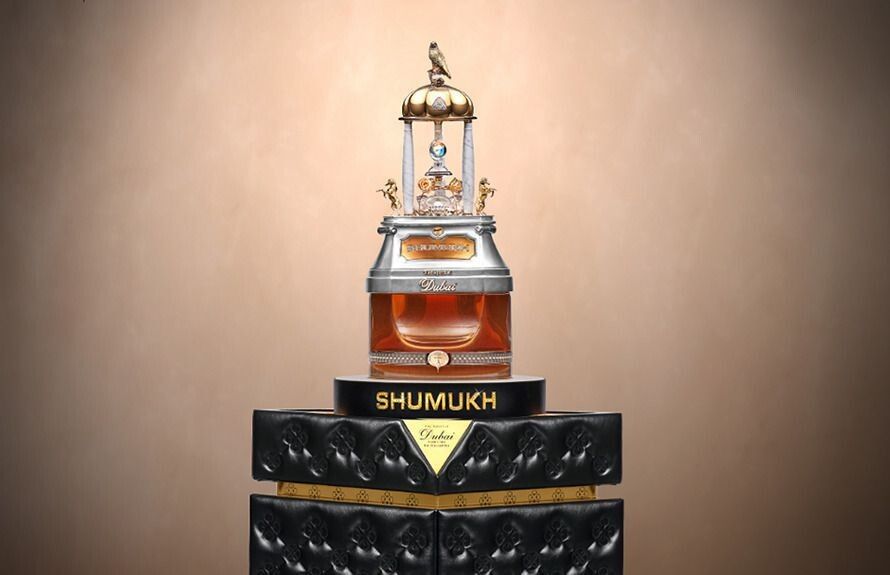 Парфюм за 1,3 миллиона: шедевр с драгоценностями и восточным настроением