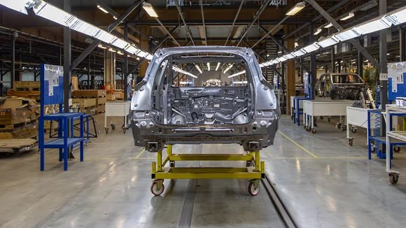 Липецкий «Моторинвест» выпустил 8 тысяч электрокаров и гибридов Evolute в 2025-м Липецкий «Моторинвест» выпустил 8 тысяч электрокаров и гибридов Evolute в 2025-м