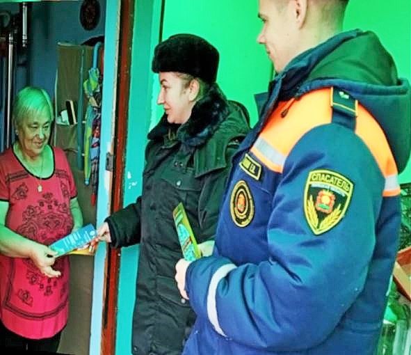 В Липецкой области автоинспекторы и пожарные проводят совместные профилактические рейды