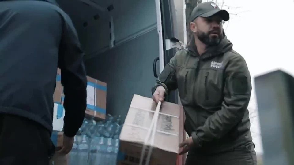 Не просто груз – тепло и поддержку родного дома получили бойцы липецкого именного артиллерийского дивизиона имени Митрофана Неделина