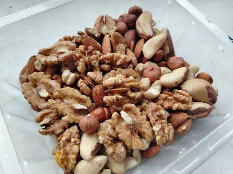 Завтрак как ключ к здоровью: орехи и овощи вместо привычных углеводов