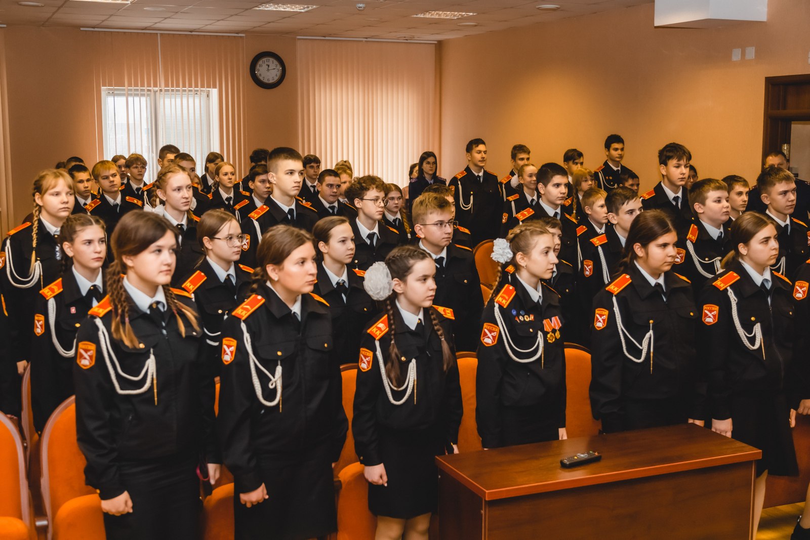 Вице-спикер облсовета Владимир Богодухов посвятил школьников в кадеты и юнармецы