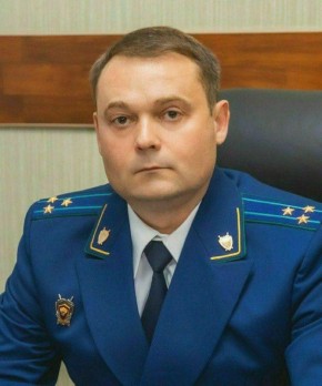 Заместитель прокурора Липецкой области Анатолий Лаврентьев утвердил обвинительное заключение по уголовному делу о преступлениях по ч. 5 ст. 171.1 и ч. 1 ст. 171.3 УК РФ (приобретение, хранение, перевозка в целях сбыта...