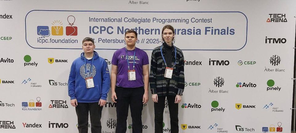 ������� ��������� �������� ����� � ����� ���������� ���� �� ���������������� ICPC Northern Eurasia Finals