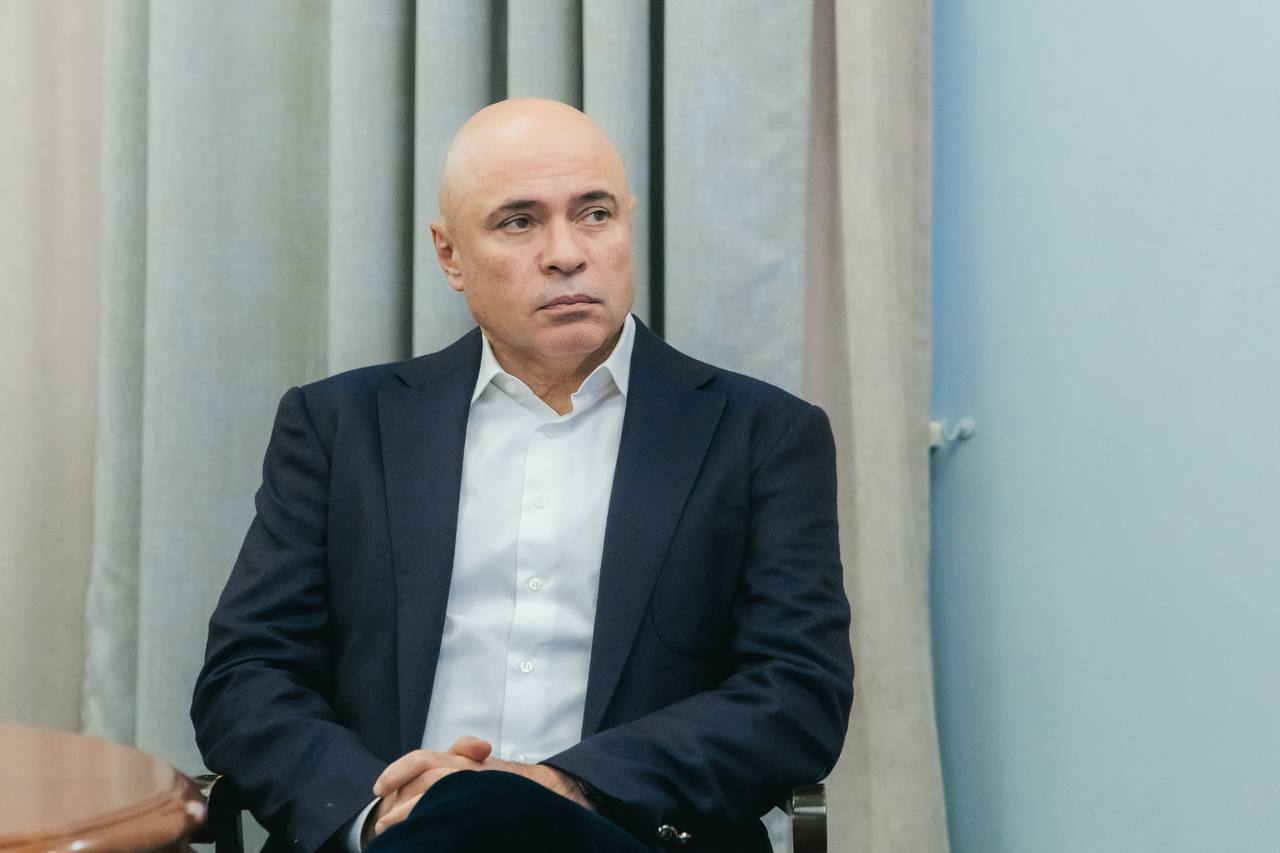 Игорь Артамонов: С командой смотрим трансляцию Итогов года с Владимиром Путиным Игорь Артамонов: С командой смотрим трансляцию Итогов года с Владимиром Путиным