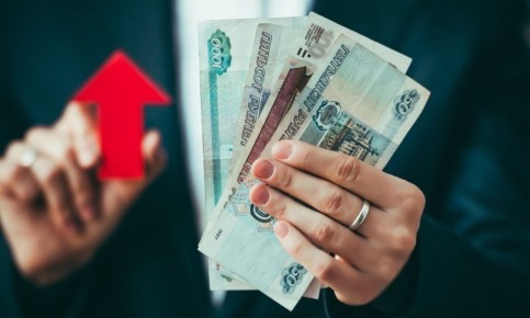 Минимальный размер оплаты труда в России: ожидаемое повышение до 35 000 рублей