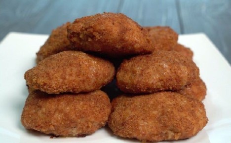 Простой ужин на неделю: запеченные котлеты, которые вас удивят