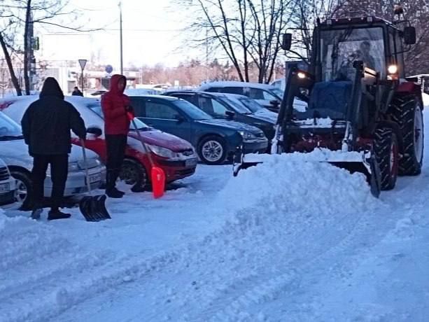 Липецк пережил мощный снегопад в минувшие выходные
