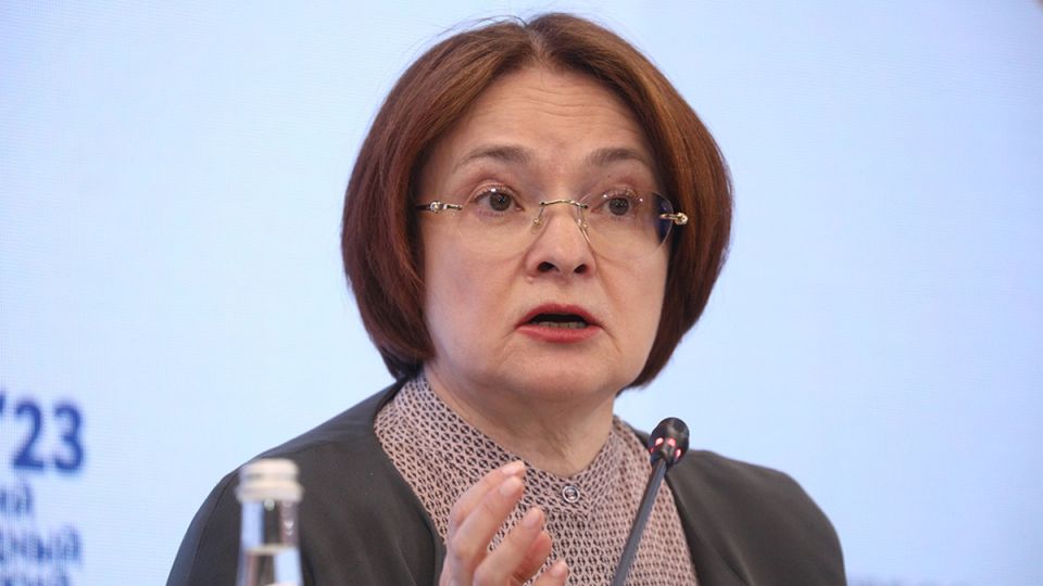 Насколько критично снизятся ставки по банкам: выбор между 27% сегодня и 9% завтра