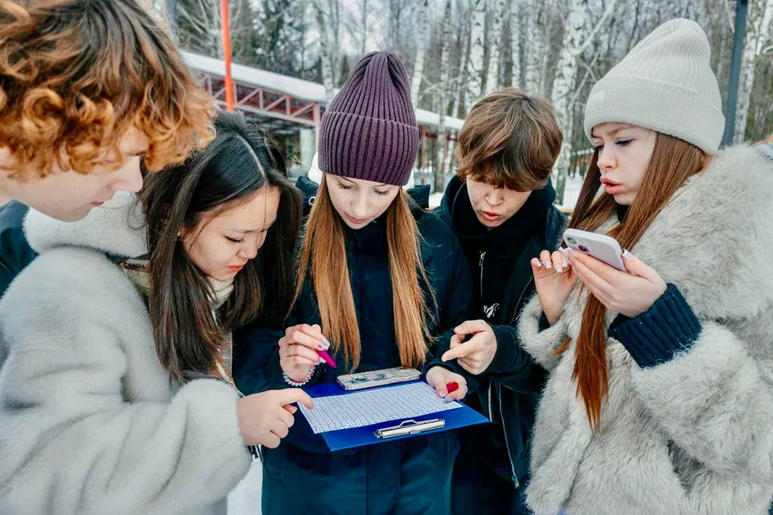 Триколор в небо и лёд под ногами: cледственное управление СК России по Липецкой области стало соорганизатором спортивного праздника, посвященного 15-летию ведомства Триколор в небо и лёд под ногами: cледственное управление СК России по Липецкой области стало соорганизатором спортивного праздника, посвященного 15-летию ведомства