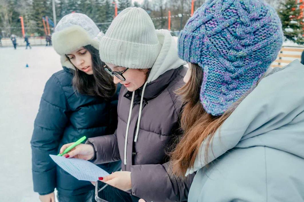 Триколор в небо и лёд под ногами: cледственное управление СК России по Липецкой области стало соорганизатором спортивного праздника, посвященного 15-летию ведомства Триколор в небо и лёд под ногами: cледственное управление СК России по Липецкой области стало соорганизатором спортивного праздника, посвященного 15-летию ведомства