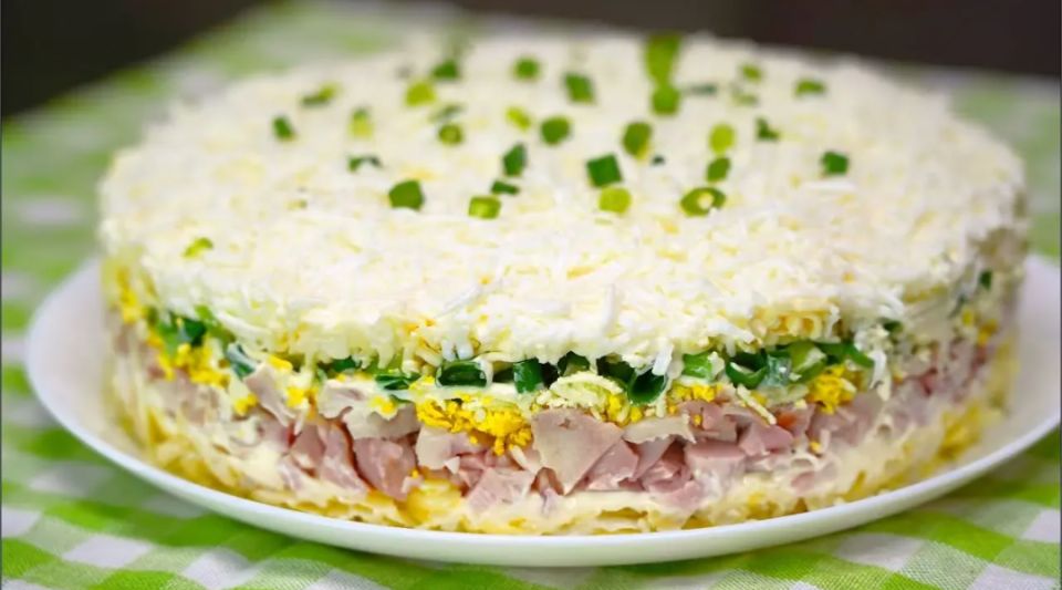 Секреты новогоднего угощения: салат «Тайная страсть» завоюет сердца гурманов